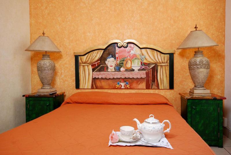 Hotel&Suites Galeria Morelia Pokoj fotografie