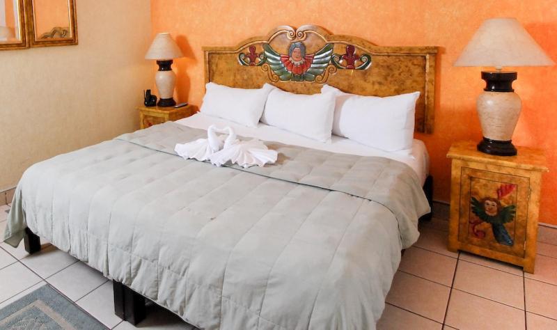 Hotel&Suites Galeria Morelia Pokoj fotografie