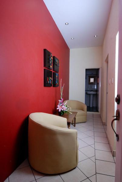 Hotel&Suites Galeria Morelia Pokoj fotografie